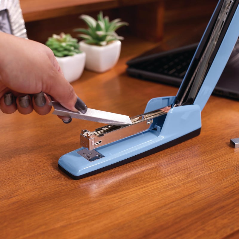 Swingline Stapler, 30 Sheet Capacity, 747 Business Stapler, Jam Free, Metal, Electric Blue (74722) - Image 4